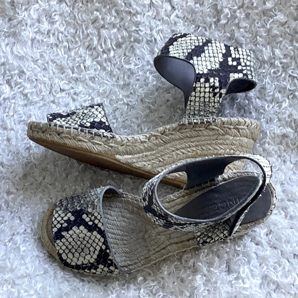 VINCE ESPADRILLE WEDGES Size 7M - Picture 2 of 13
